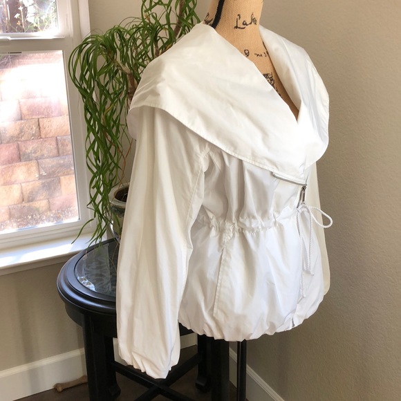 BCBGMaxAzria Jacket - Picture 6 of 10